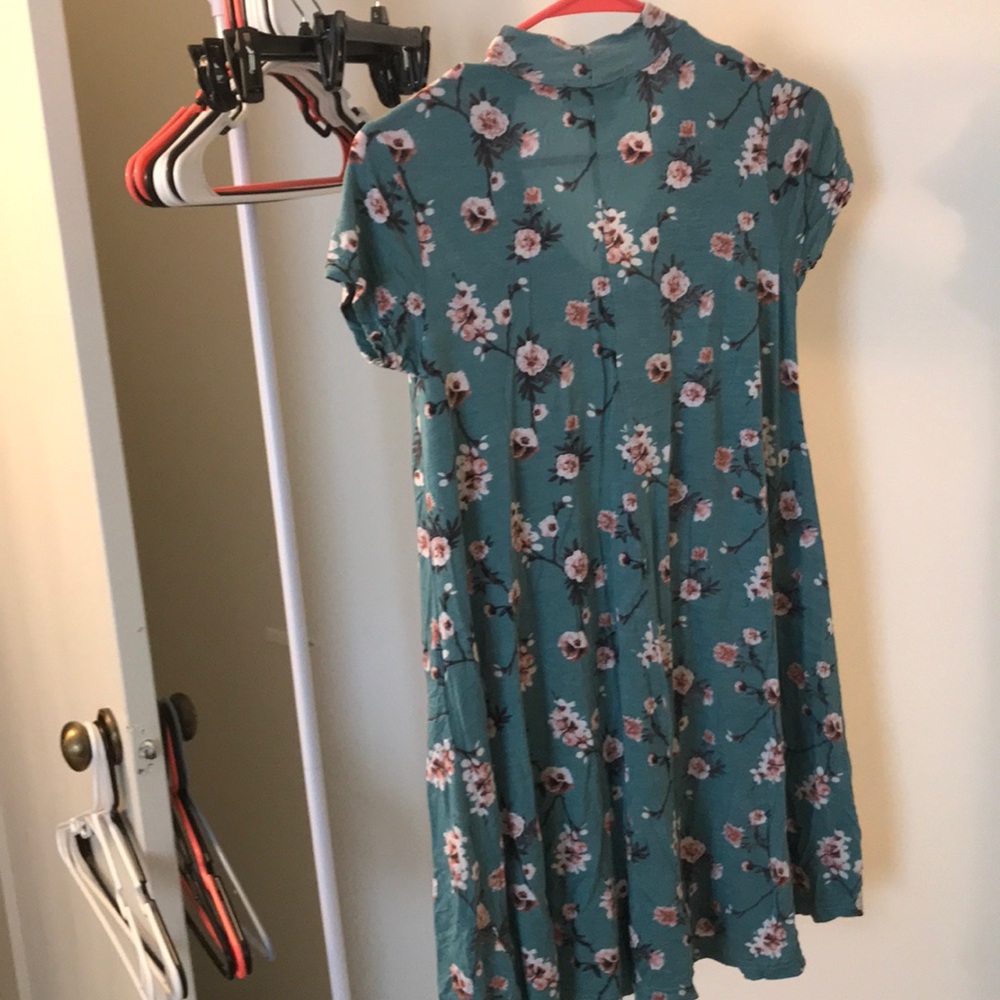 Cherry blossom dress shirt or tunic - Picture 3 of 6